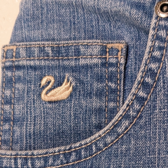 Gloria vanderbilt Amanda Light Wash 12 long straight leg stretchy jeans - Picture 5 of 7